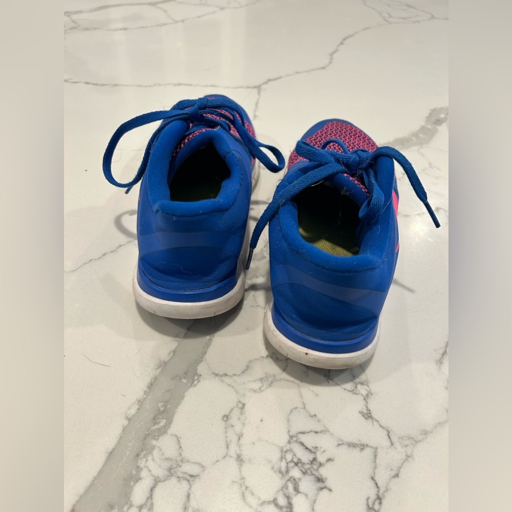 NIKE RUNNING SHOES, Size 7.5 - Picture 5 of 5